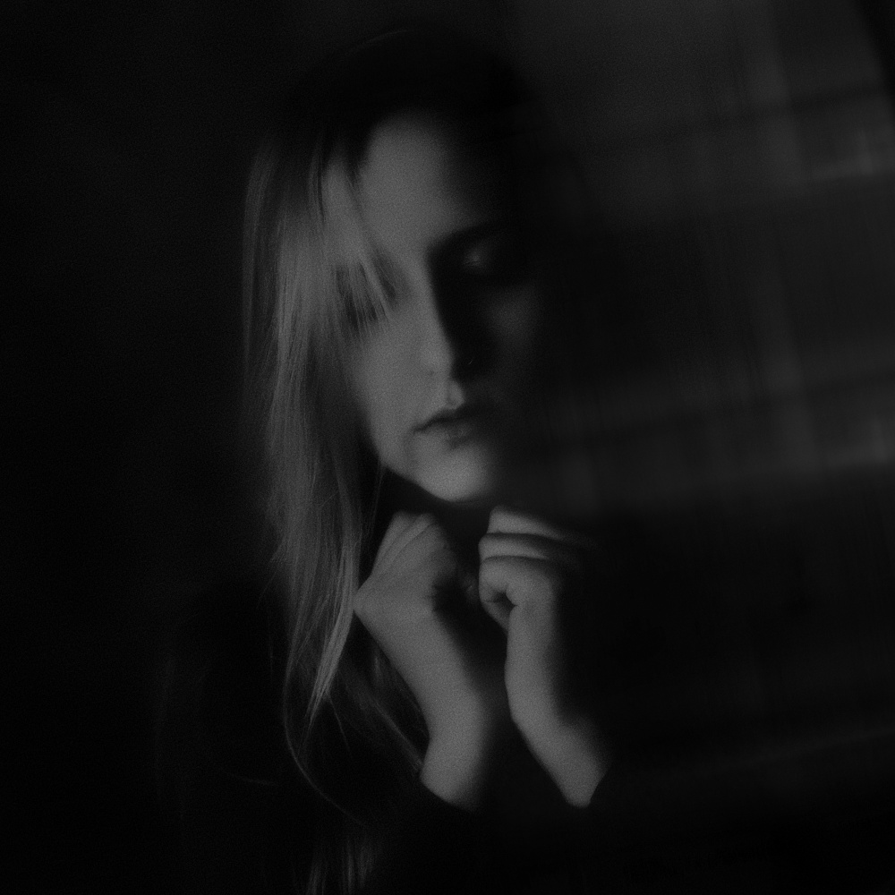 Julia von Yuri Shepelev