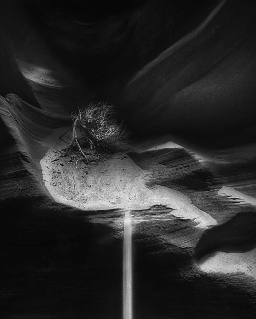 Sand Fall Antelope Canyon von Yvette Depaepe